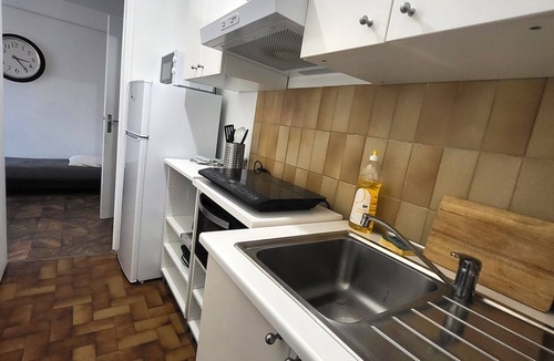 Trappes Apartment | St Quentin en Yvelines : Grand Studio Avec Parking