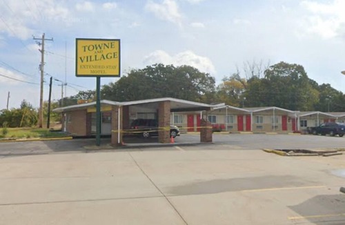 St. Robert Hotel | St Roberts Towne & Village Extended Stay