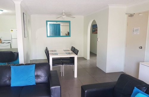 Surfers Paradise Apartment | St Tropez Apartments