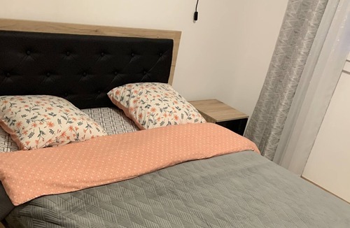 Sainte-Marguerite Apartment | St Vélodrome 3 bedrooms parking 8 beds new