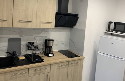 Sainte-Marguerite Apartment | St Vélodrome 3 bedrooms parking 8 beds new