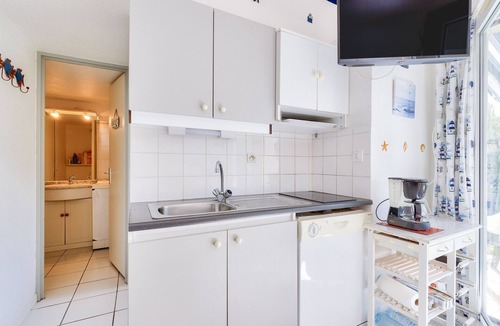 Saint-Vincent-sur-Jard Ski Chalet | St-Vincent-sur-Jard - Swimming pool & Tennis