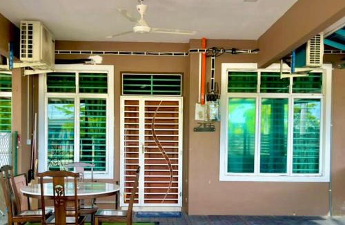 Sungai Baru Tengah House | ST2166 Arfa Permata Homestay