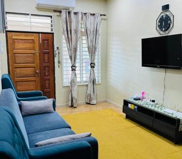 Sungai Baru Tengah House | ST2166 Arfa Permata Homestay