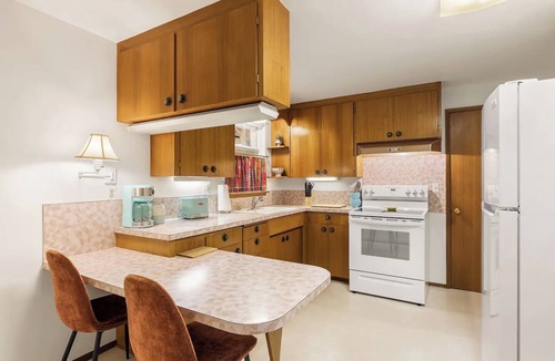 White Center House | ST28: 60's Seattle Retro