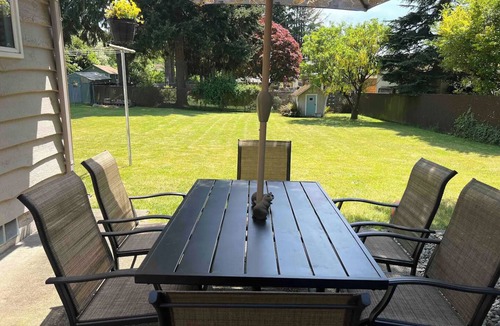 White Center House | ST28: 60's Seattle Retro