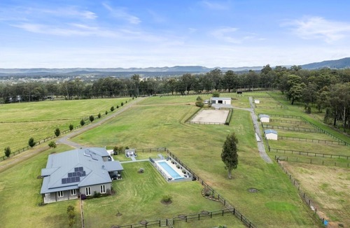 Pokolbin House | Stable and Vines - Pokolbin, Hunter Valley