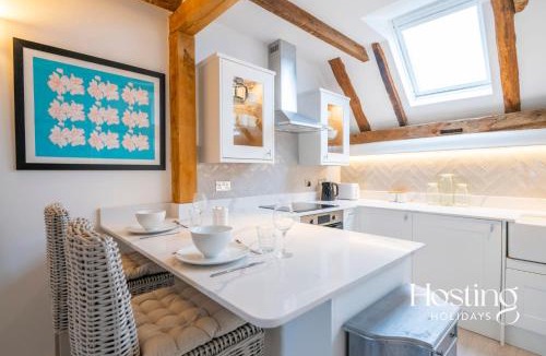 Marlow Apartment | Stable Annex Bisham - Vibrant 1 Bed With Parking