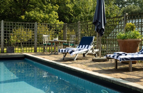 Sutton Cottage | Stable Cottage - a super cottage sleeping 2 guests