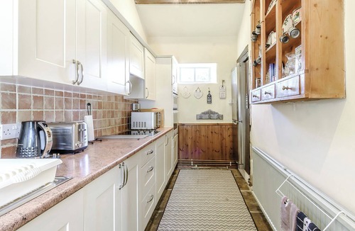 West Burton Cottage | Stable Cottage - E5118