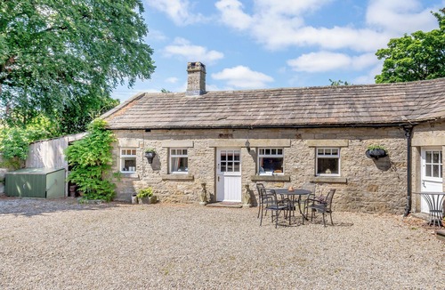 West Burton Cottage | Stable Cottage - E5118