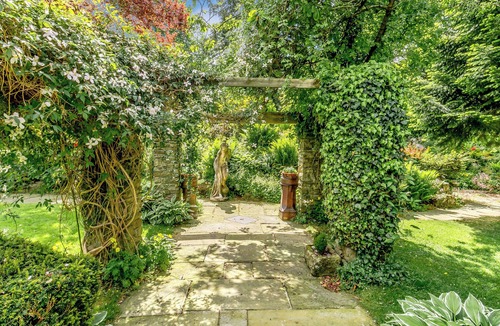 West Burton Cottage | Stable Cottage - E5118