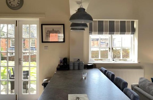 Cheswardine House | STABLE COTTAGE