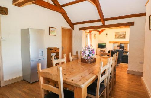 Efailwen House | Stable Cottage