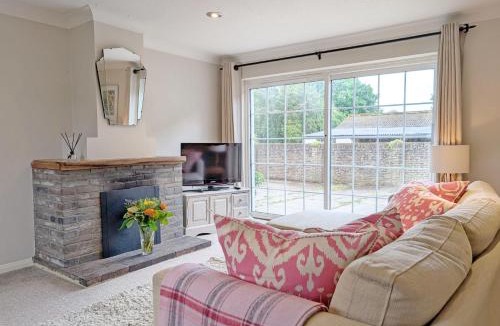 Pulborough House | Stable Cottage - Pulborough