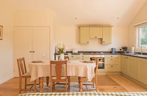 Sandwich Cottage | Stable Cottage, Sandwich Bay