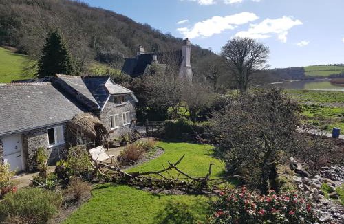 Morwellham House | Stable Cottage "The Unicorn Stable"