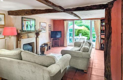 Halesworth House | Stable End