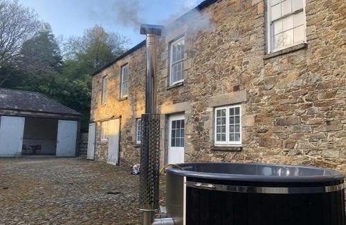 Redruth House | Stable House