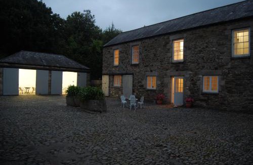 Redruth House | Stable House