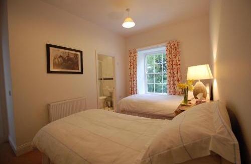 Redruth House | Stable House