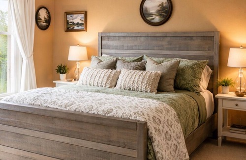 Redmond Other | Stable House INN - Charming Country Retreat in Redmond with Hot Tub