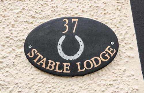 Coldstream House | Stable Lodge
