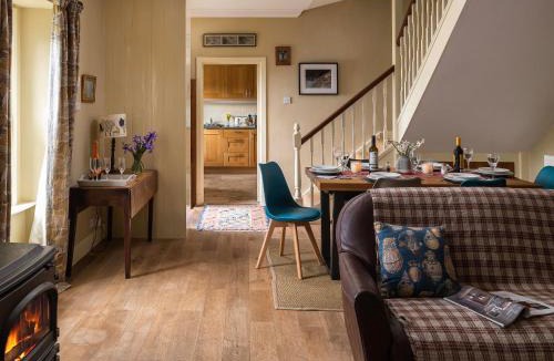 Greenlaw Apartment | Stable Yard Cottage