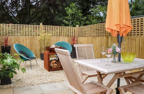 Heathfield Cottage | STABLES COTTAGE, with open fire in Heathfield