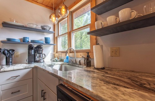 Almond Cabin | Stackstone Ridge- Gorgeous View!