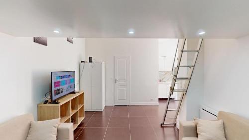 Stains Apartment | Stade de France Loft