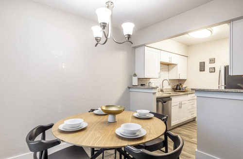 Arlington Apartment | Stadium-View Apt Walk to Texas Live & AT&T Stadium
