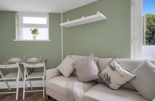 Leckwith Apartment | Stadium View - Cardiff Central - Fast Wifi