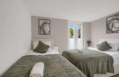 Leckwith Apartment | Stadium View - Cardiff Central - Fast Wifi