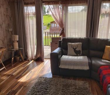 Tunstall Ski Chalet | STAG LODGE