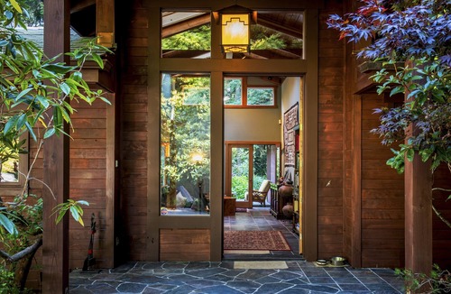 Trinidad House | Stagecoach Botanical Gardens