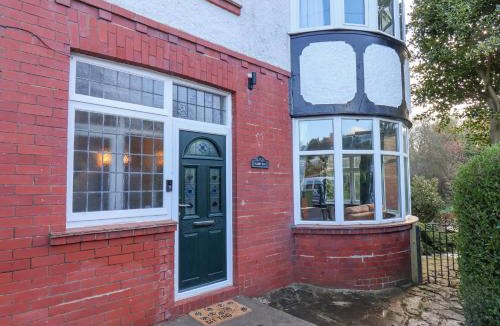 Whitby House | Stakesby Villa Whitby