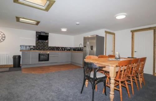 Grampound House | Stall 2 - The Stables