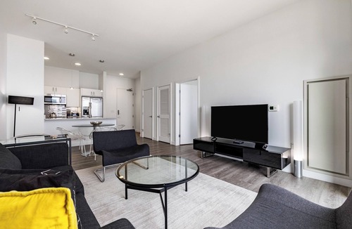 Downtown Apartment | Stamford One Bedroom, Prime Location