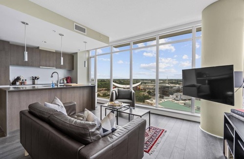 Victoria Park Condo | Stampede Fireworks View! 2BD 2BA Parking, AC