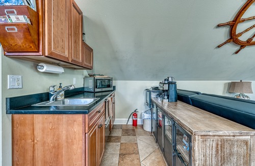 Gig Harbor Apartment | Stand-Alone Studio: Wollochet Bay waterfront access