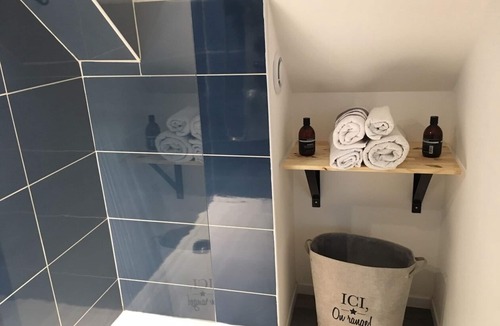 Bruyeres-et-Montberault House | Standard double room "B"