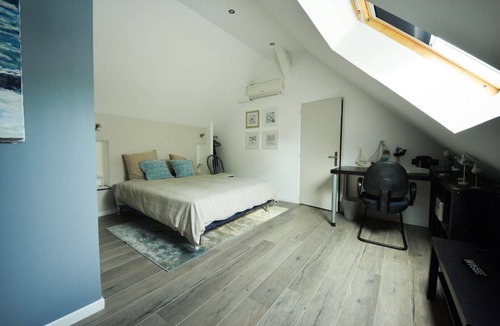 Bruyeres-et-Montberault House | Standard double room "B"