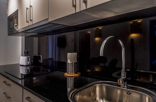 Alfalfa Apartment | Standard 2 bedroom ground floor apartment.
