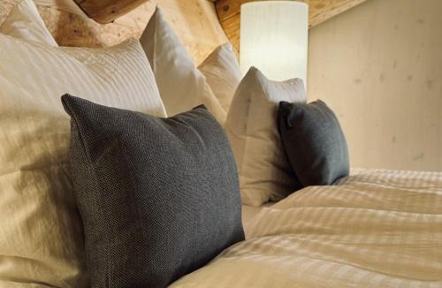 Gsteig Bed & Breakfast | Standard 4 - Private Bathroom - Heiti Lodge