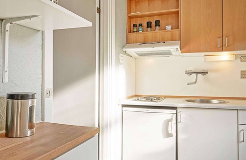 Gudhjem House | Standard apartment with sea view in Gudhjem
