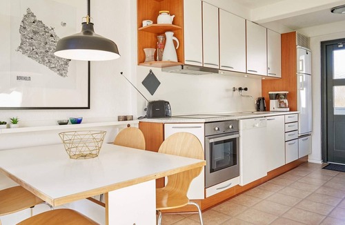 Gudhjem House | Standard apartment with sea view in Gudhjem