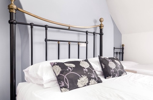 West Cliff Hotel | Standard Double and Bunk Bed, Ensuite