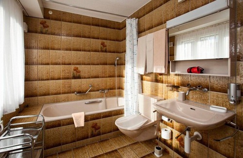 Daellikon Apartment | Standard Double Room
