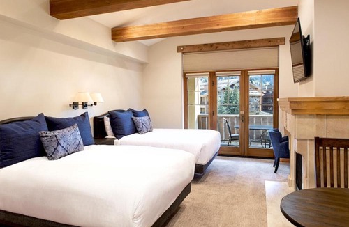 Deer Valley Hotel | Standard Quadruple Room